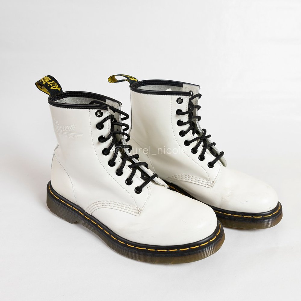 Dr. Martens 1460 Smooth Leather Boots - White